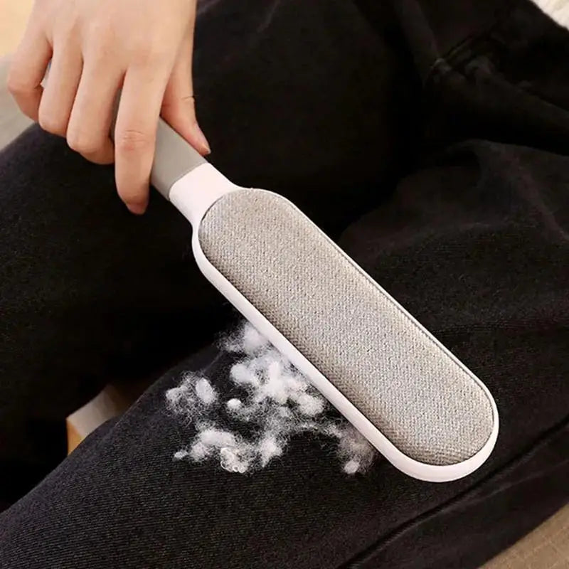 FurSwipe – Reusable Lint & Pet Hair Remover Brush