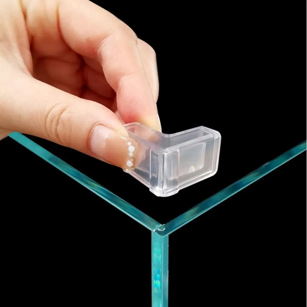AquaGrip – Transparent Corner Support for Aquariums