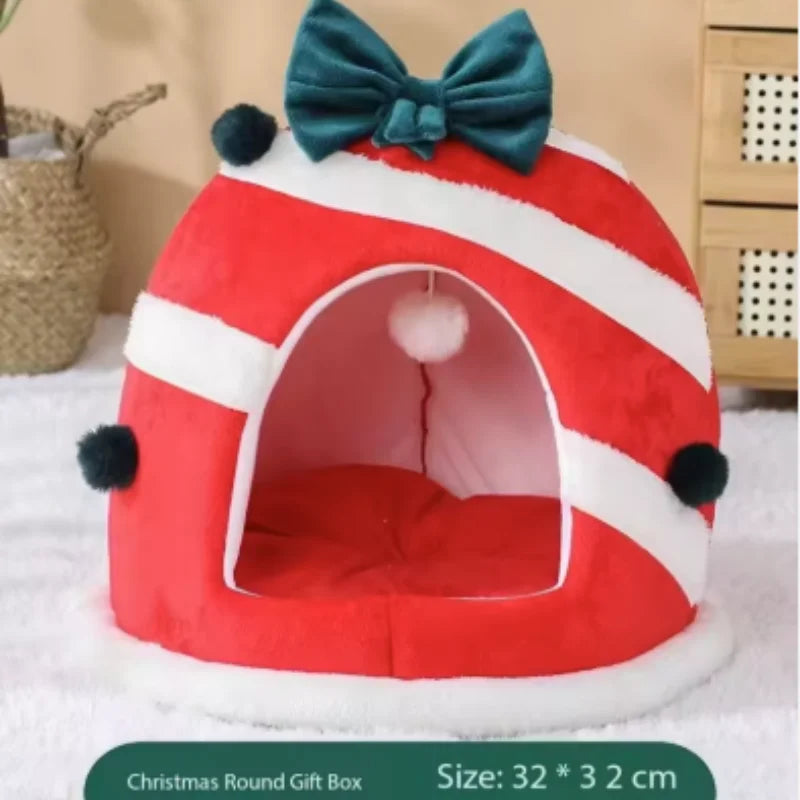 MerryPaws Christmas Cat House